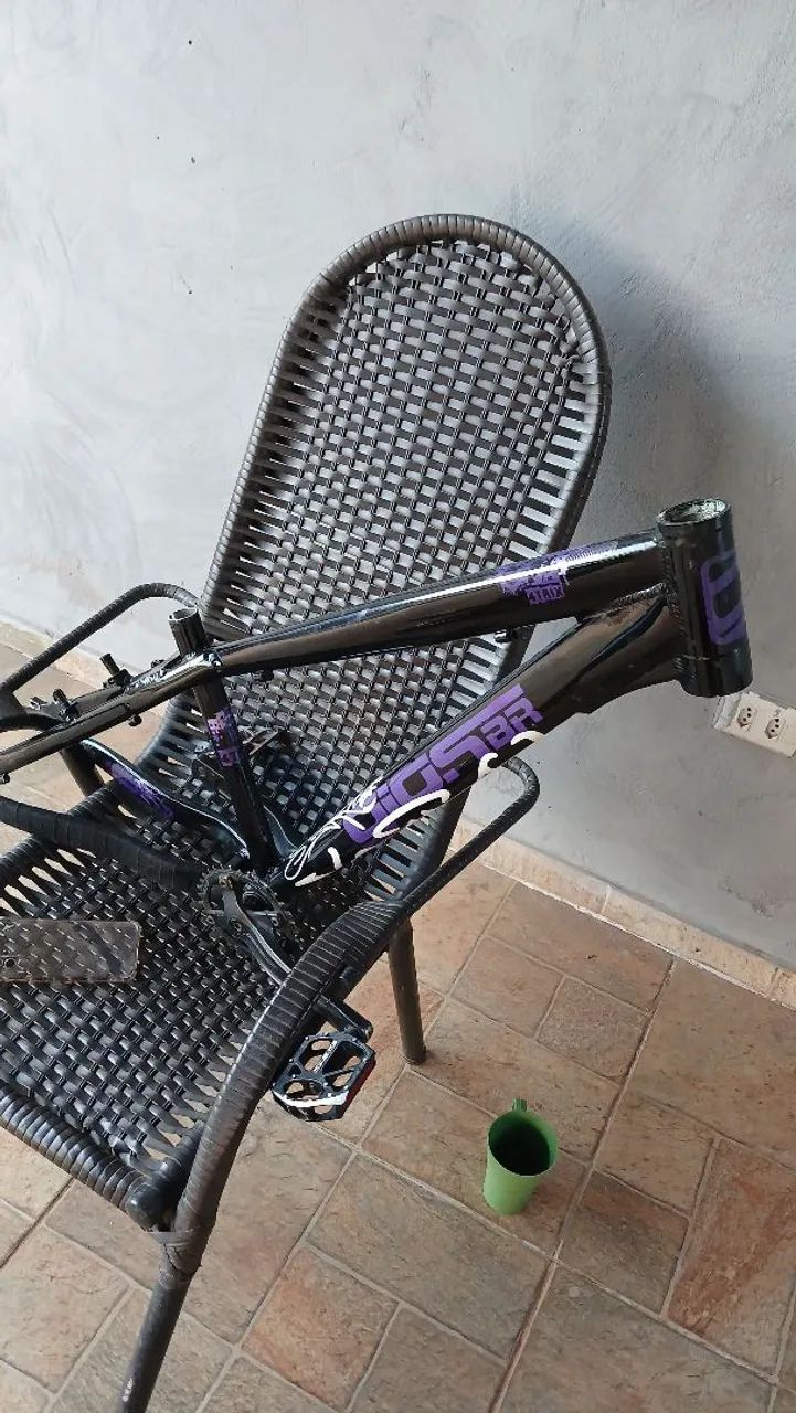 QUADRO GIOS 4TRIX 2024