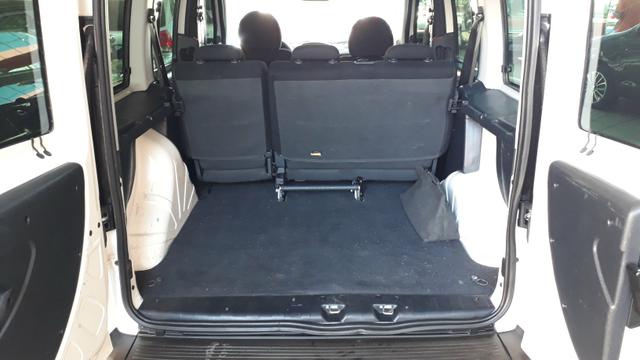 Doblô Essence 1.8 Completo Flex 2017 5 Lugares - Foto 8