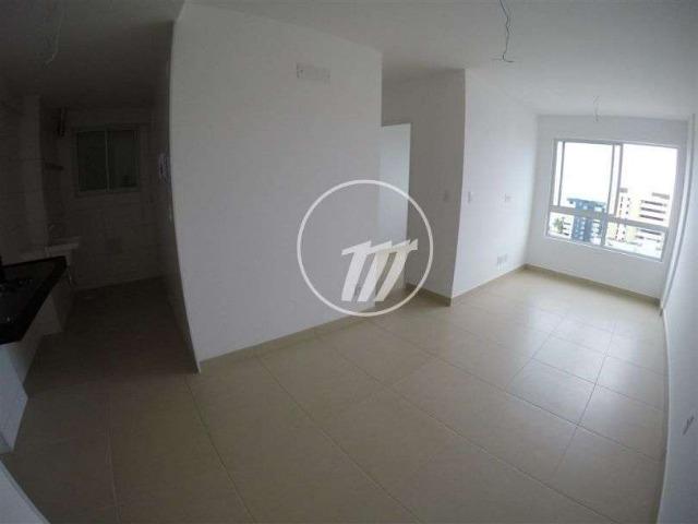 Lindo apartamento com 50 m², 2/4 (sendo 01 suíte), área de lazer na Ponta Verde. REF:B1622