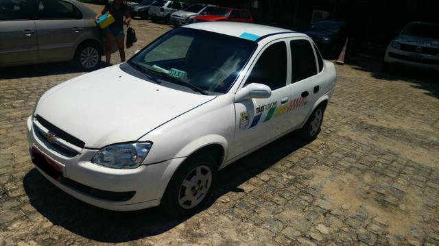 Táxi Classic LS 1.0 Ano 2016