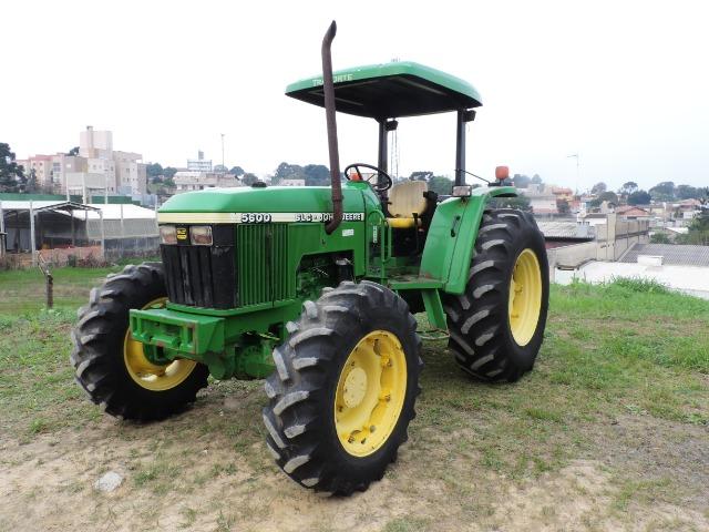 Trator John Deere 5600 - Foto 2