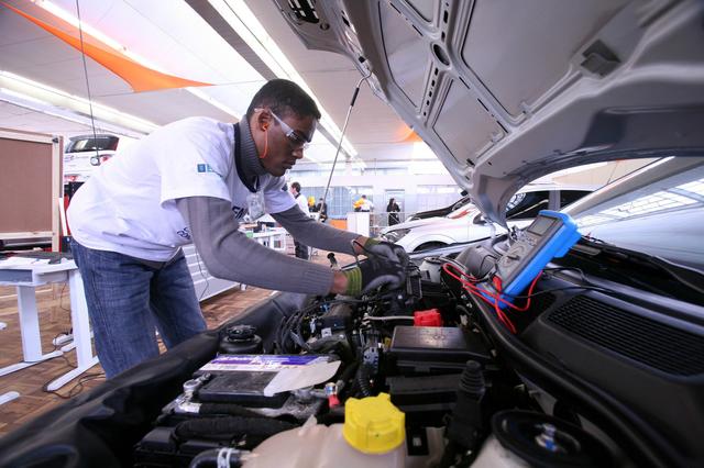 Precisamos de auxiliar prático de mecânico automotivo