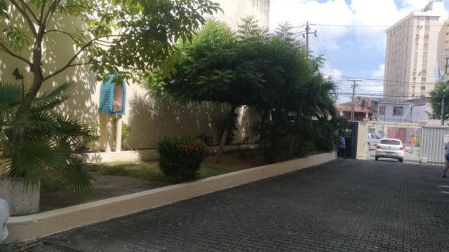 Apartamento no Benfica, 03 quartos sendo 01 suíte - Foto 3