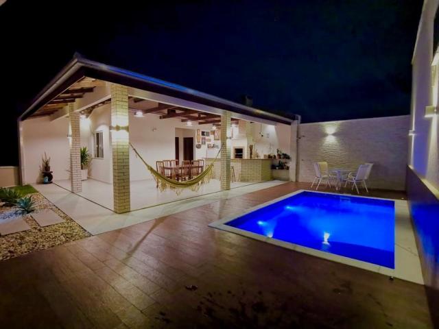 Casa à venda com 3 dormitórios em Costa e silva, Joinville cod:V06351