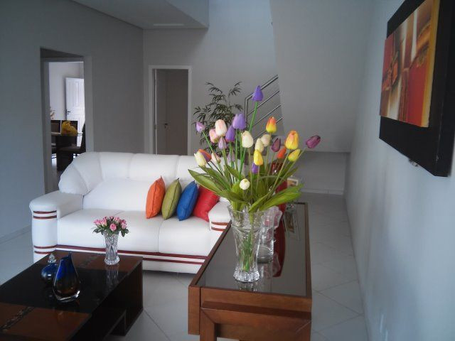 Linda Casa Duplex 4 quartos, construção recente, próx. à Av Getúlio Vargas e à Delegacia - Foto 6