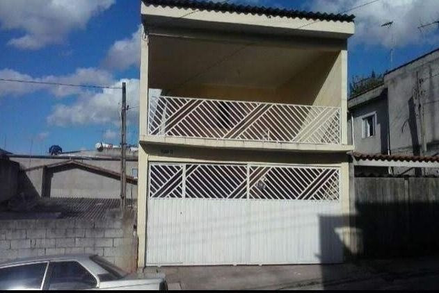Aluga-se casa no santos Dumont