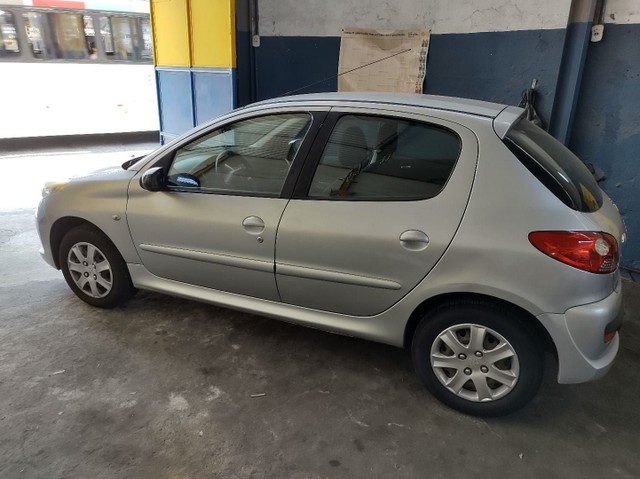 PEUGEOT 207 2010/2011