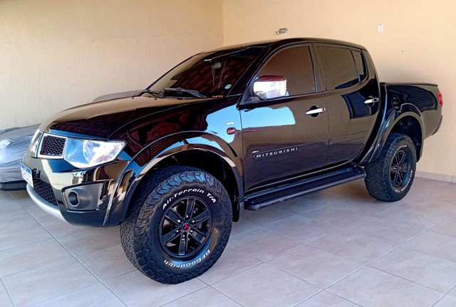 L200 TRITON HPE DIESEL AUTOMÁTICA