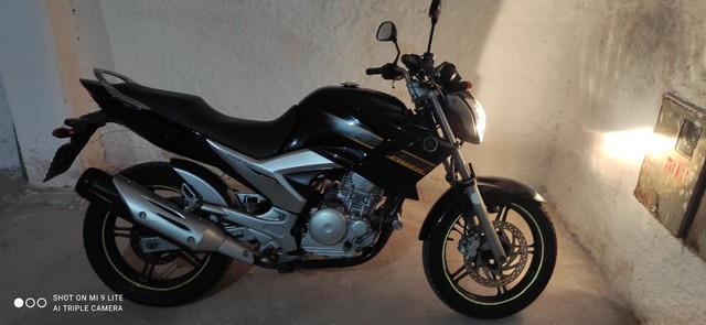 VENDO MOTO FAZER 250 2011