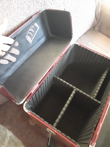 Maleta Grande de Maquiagem Ruby's - Foto 5