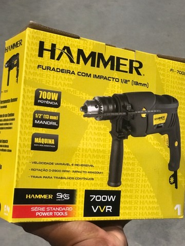 Furadeira Hammer 700w 