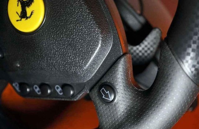 Thrustmaster enzo ferrari характеристики