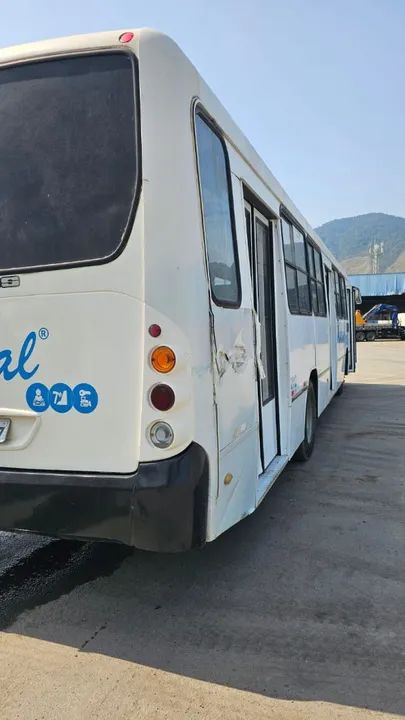Ônibus - Foto 2