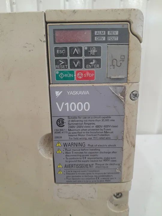 Inversor de frequência 2 cv yaskawa 380 v trifásico <br>R$1.000 - Foto 5