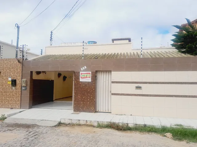 CASA À VENDA NO BAIRRO MARIA GORETE.