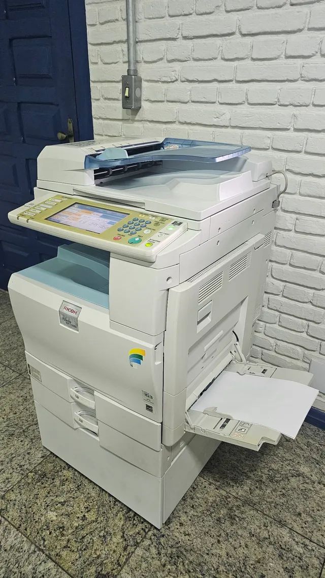 MULTIFUNCIONAL RICOH AFICIO MP C2551