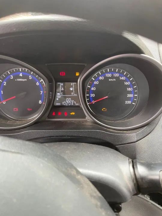 HYUNDAI HB20S 1.6M COMF 2015 2016 sucata somente para retirada de peças  - Foto 5