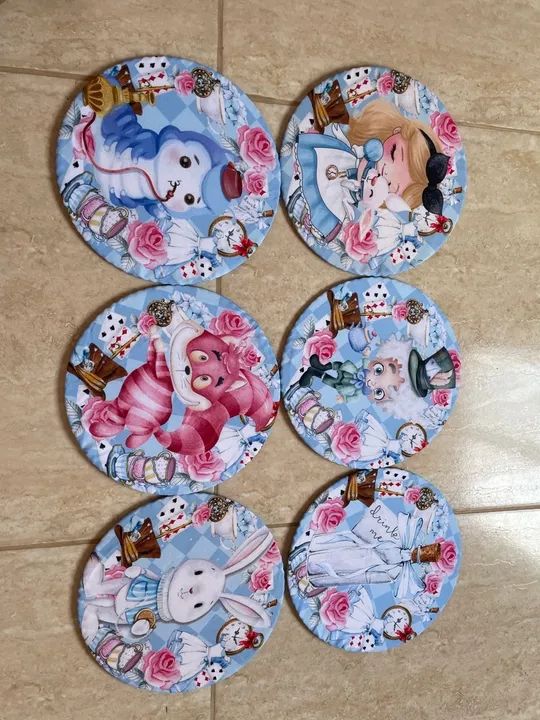 Vendo souplasts em tecido personalizados com o tema Alice no país das maravilhas baby - Foto 3