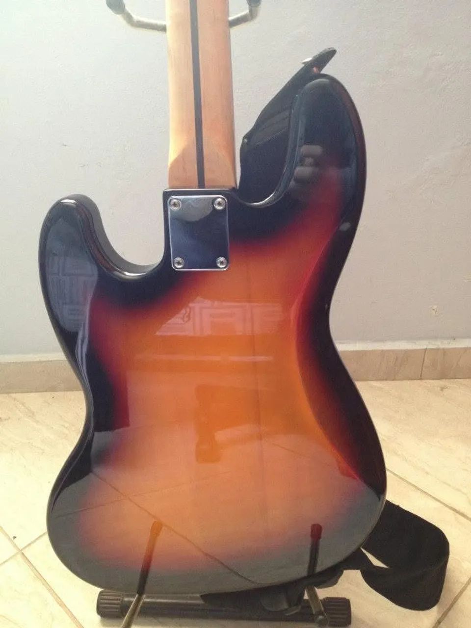 Baixo Squier by Fender California Series - Foto 4