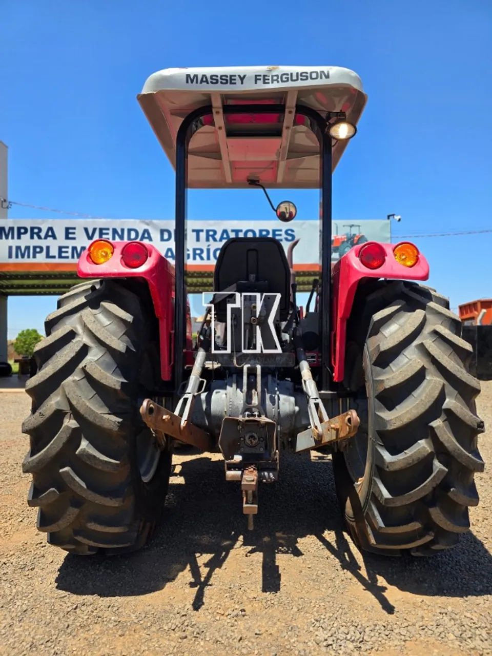 cod. 1353 TRATOR MASSEY FERGUSON 4275 ANO 2011 - Tk Tratores Nova Andradina-MS - Foto 4