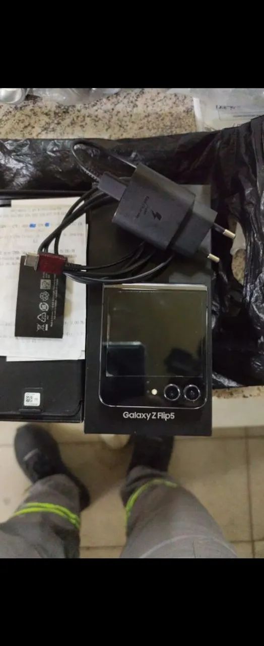 Samsung Galaxy z flip 5 completo!!!