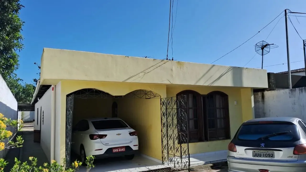 Casa med. 10x52 na Rod. Transcoqueiro com 4/4.