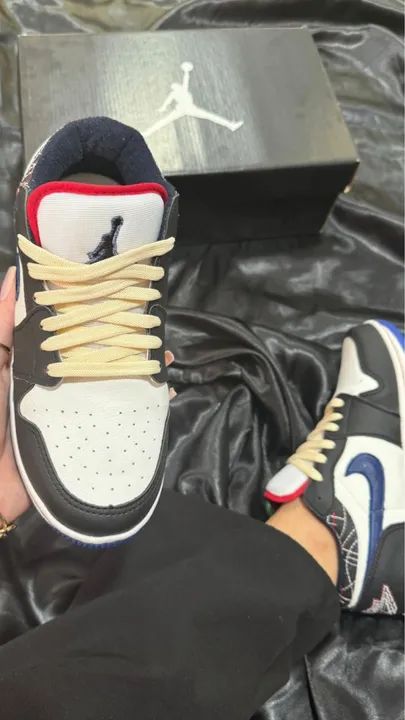 Tênis Air Jordan 1 Low Nike  - Foto 2