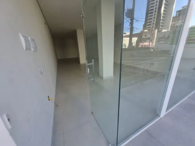 Sala NOVA térrea vitrine rua em Manaíra!