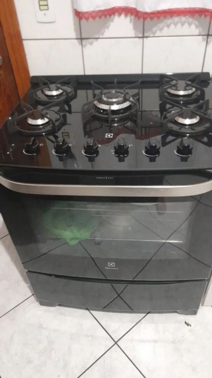 Fogão Electrolux 5 bocas com acendimento automático - Foto 3