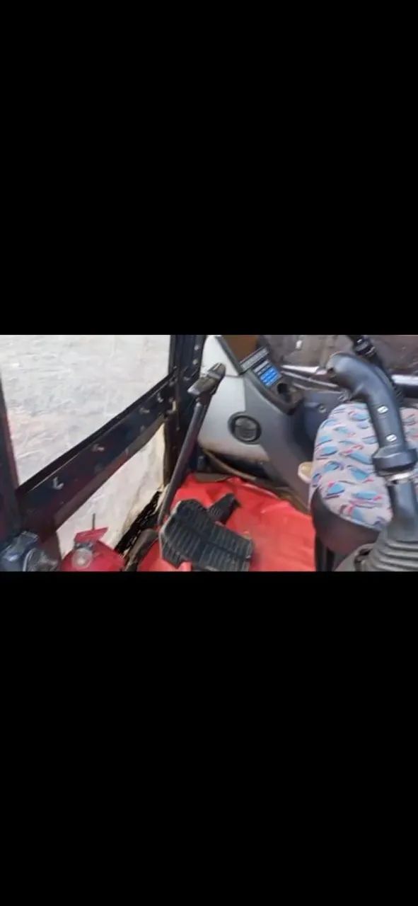 Escavadeira Komatsu PC200 - Foto 5