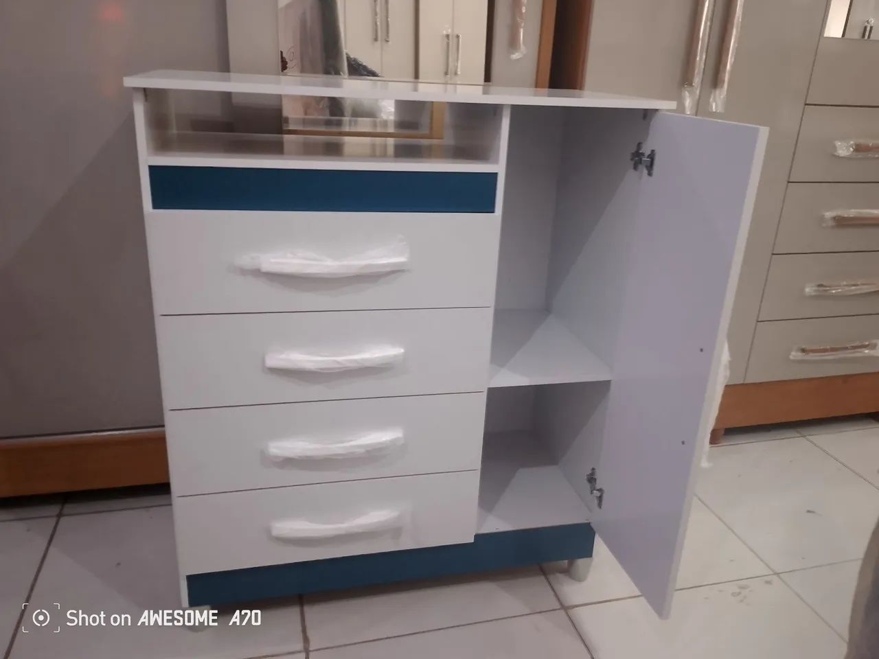 Cômoda turquesa 4 gavetas entrega e montagem grátis aproveite  - Foto 2