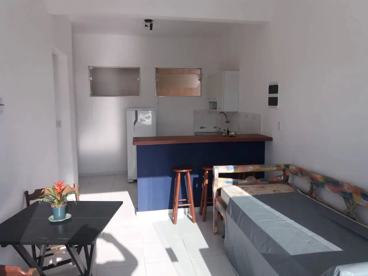 Kitnet/conjugado vista para o mar, com varanda, mobiliado, 1 quarto em Itaquanduba - Ilhab - Foto 3