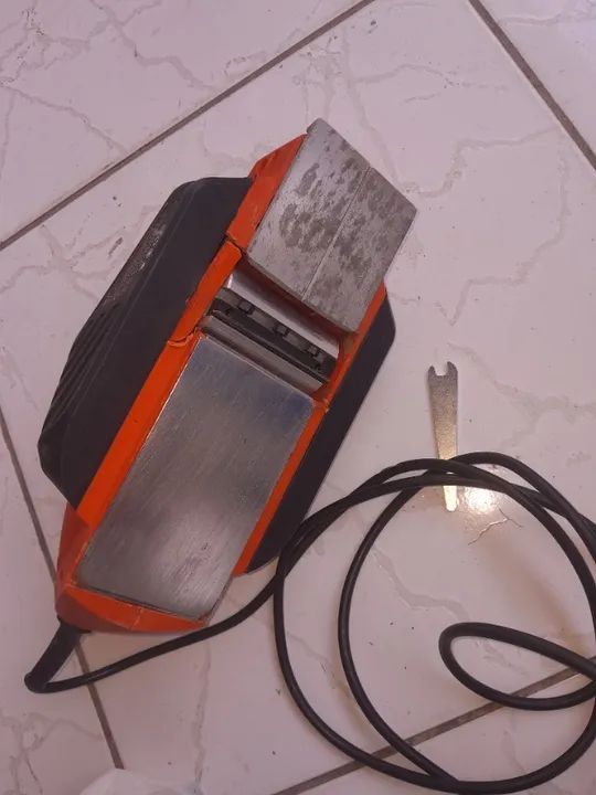 Plaina elétrica pra conserta ou aproveitar peças  - Foto 5