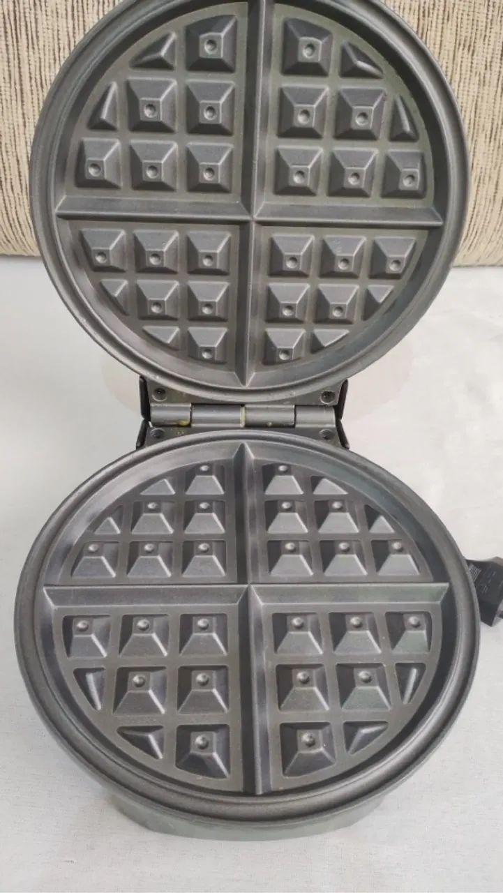 Wafflera Britânia Golden Waffle - Foto 4