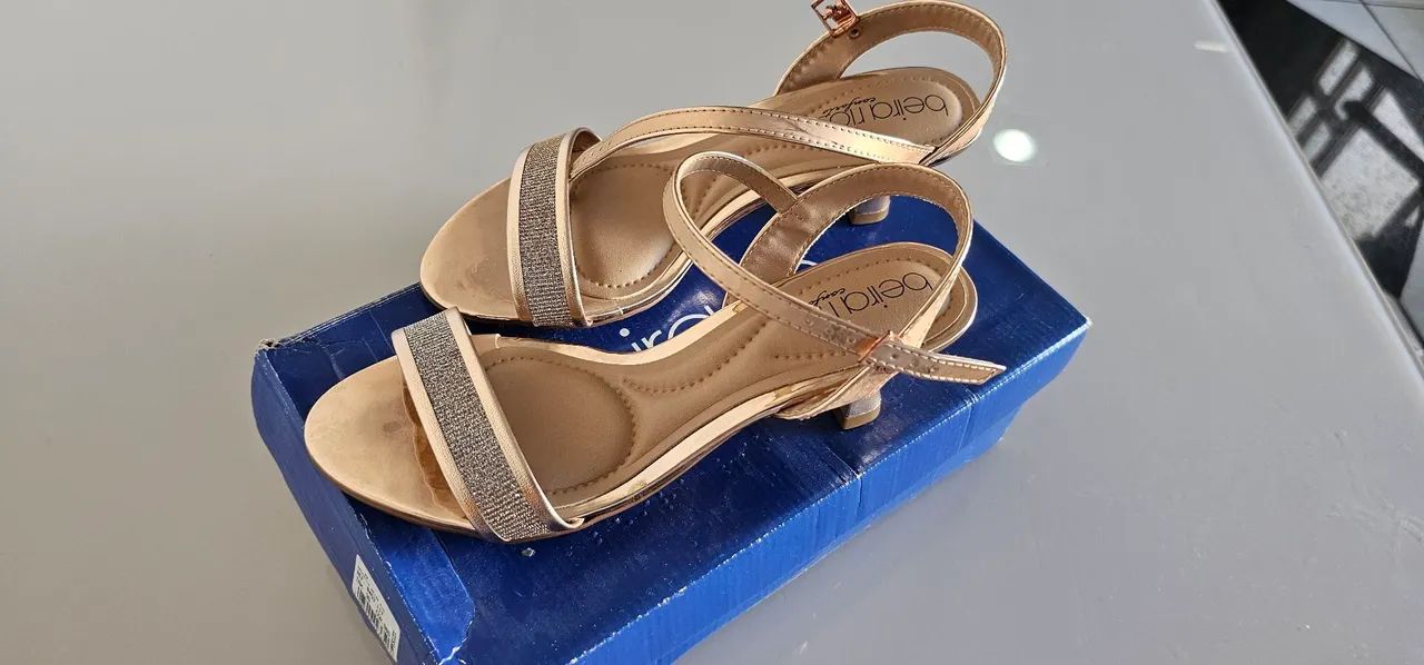 Sandália Salto Dourada nova - Foto 3