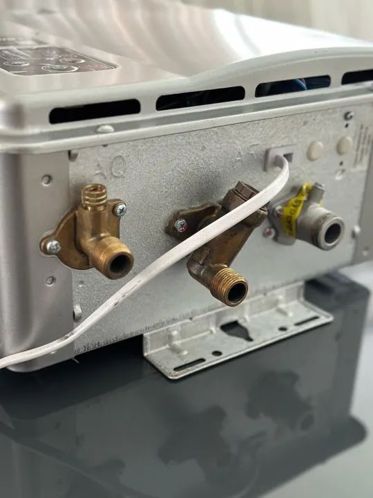 Aquecedor a Gás - 27L Rinnai com Kit de ligação  - Foto 6
