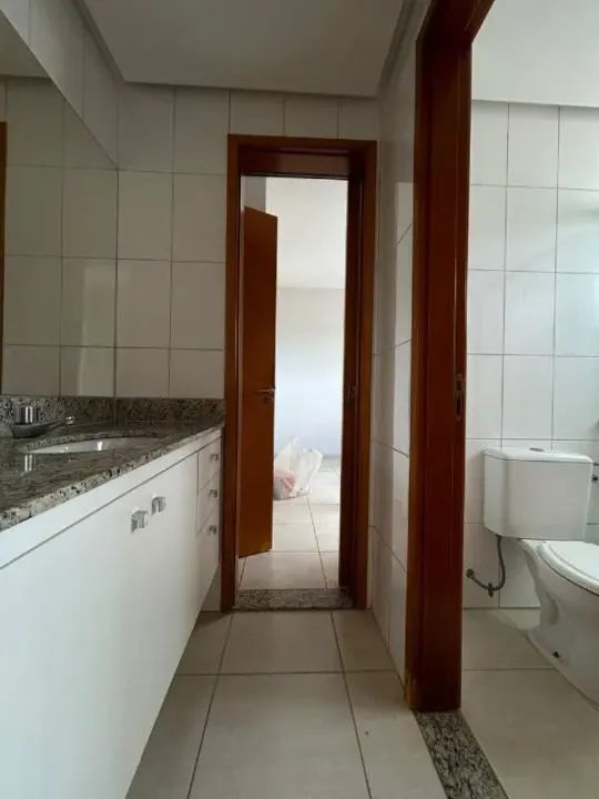 Alugo Apto 3 Suítes com armários e churrasqueira na varanda - Foto 3