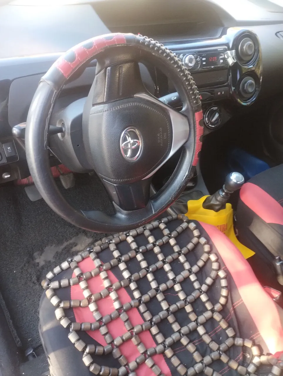 Vende-se carro Toyota Etios 2020