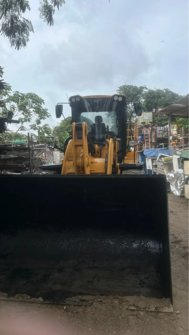 Carregadeira caterpillar 930K