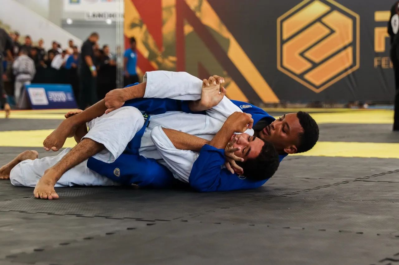 Aulas Privadas de Jiu Jitsu em grupo!  - Foto 3