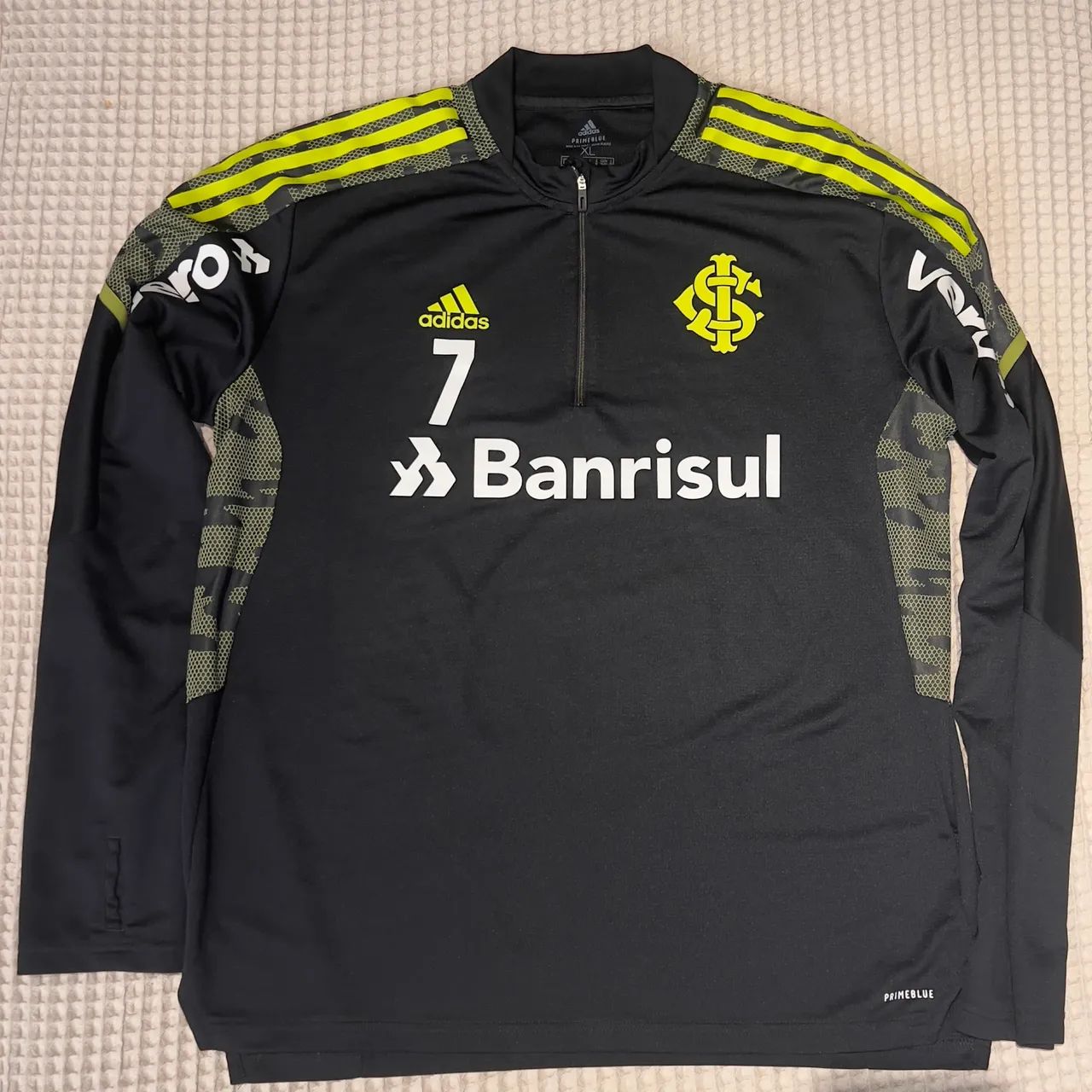 Moletom Agasalho Internacional Adidas 2021 item de vestiário