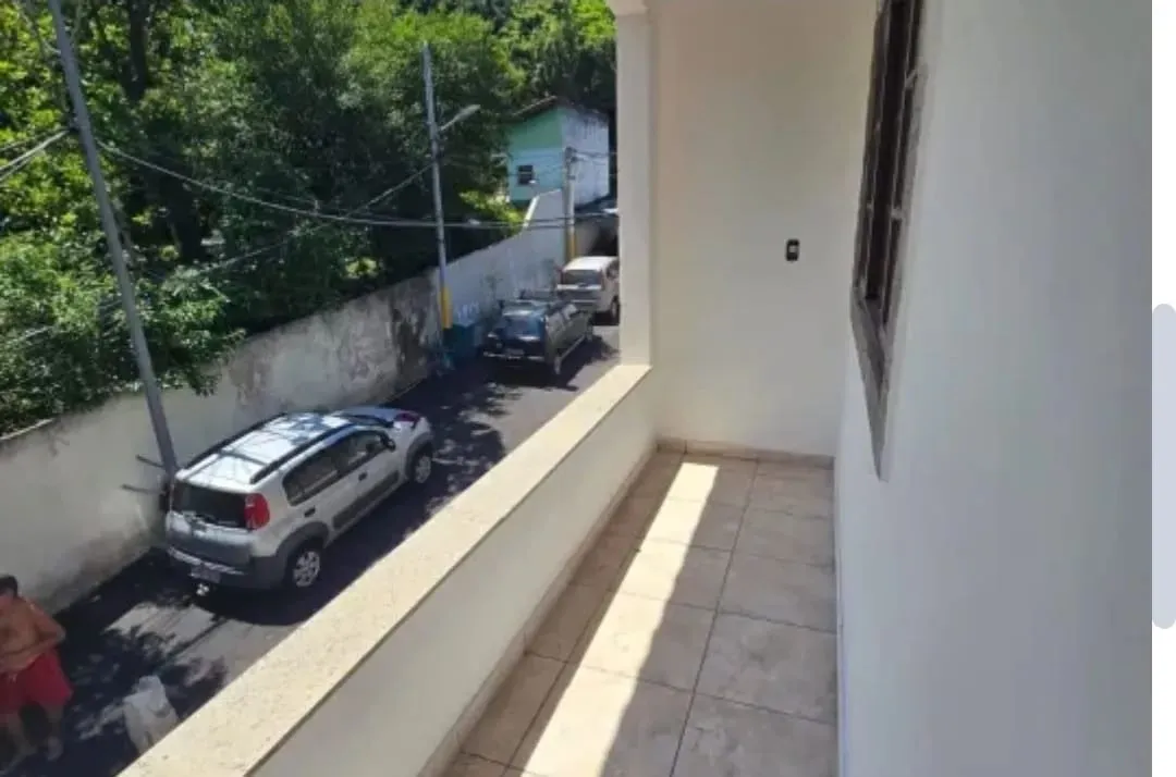 AMPLA CASA CONDOMINIO 2SUITES 220M2 TERRAÇO GOURMET LADO BRT E COMÉRCIO