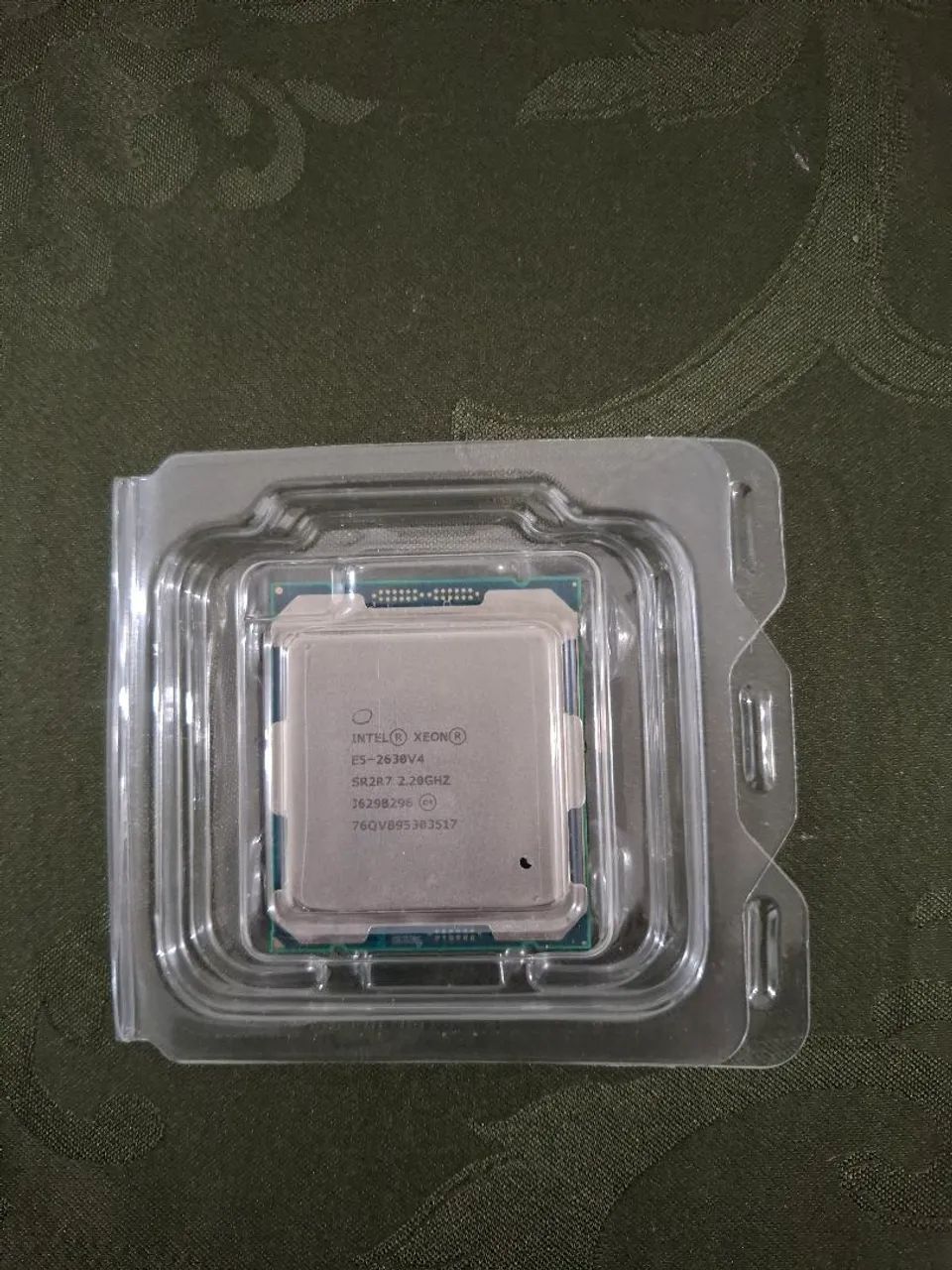 Xeon 2630V4 processor zero64317757464065121