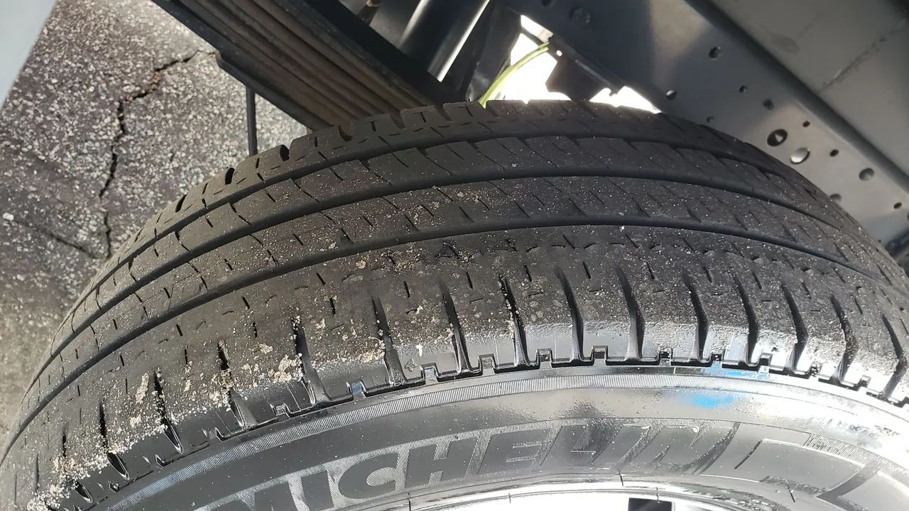 Iveco Daily 35S14 2019 - Baú c/ plataforma - Foto 10