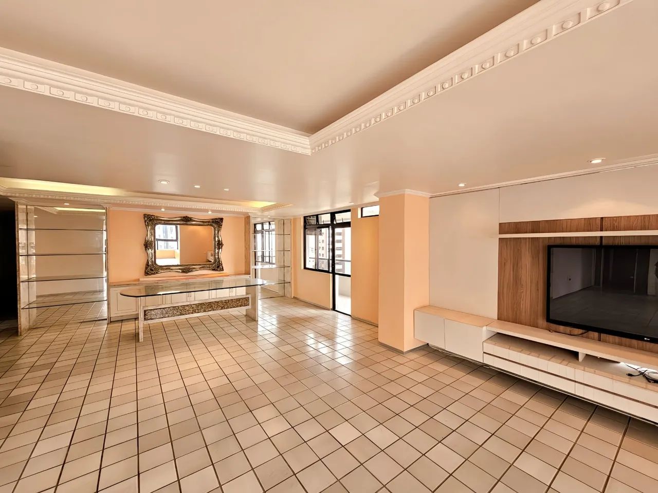 Meridien - Manaíra - Andar intermediário - Leste - 280m² - 03 suítes + DCE - 02 vagas - Ót
