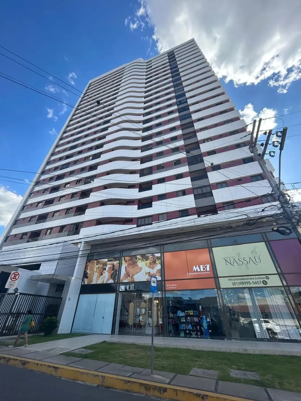 Apartamento com 3 quartos no Maurício de Nassau - Caruaru - PE