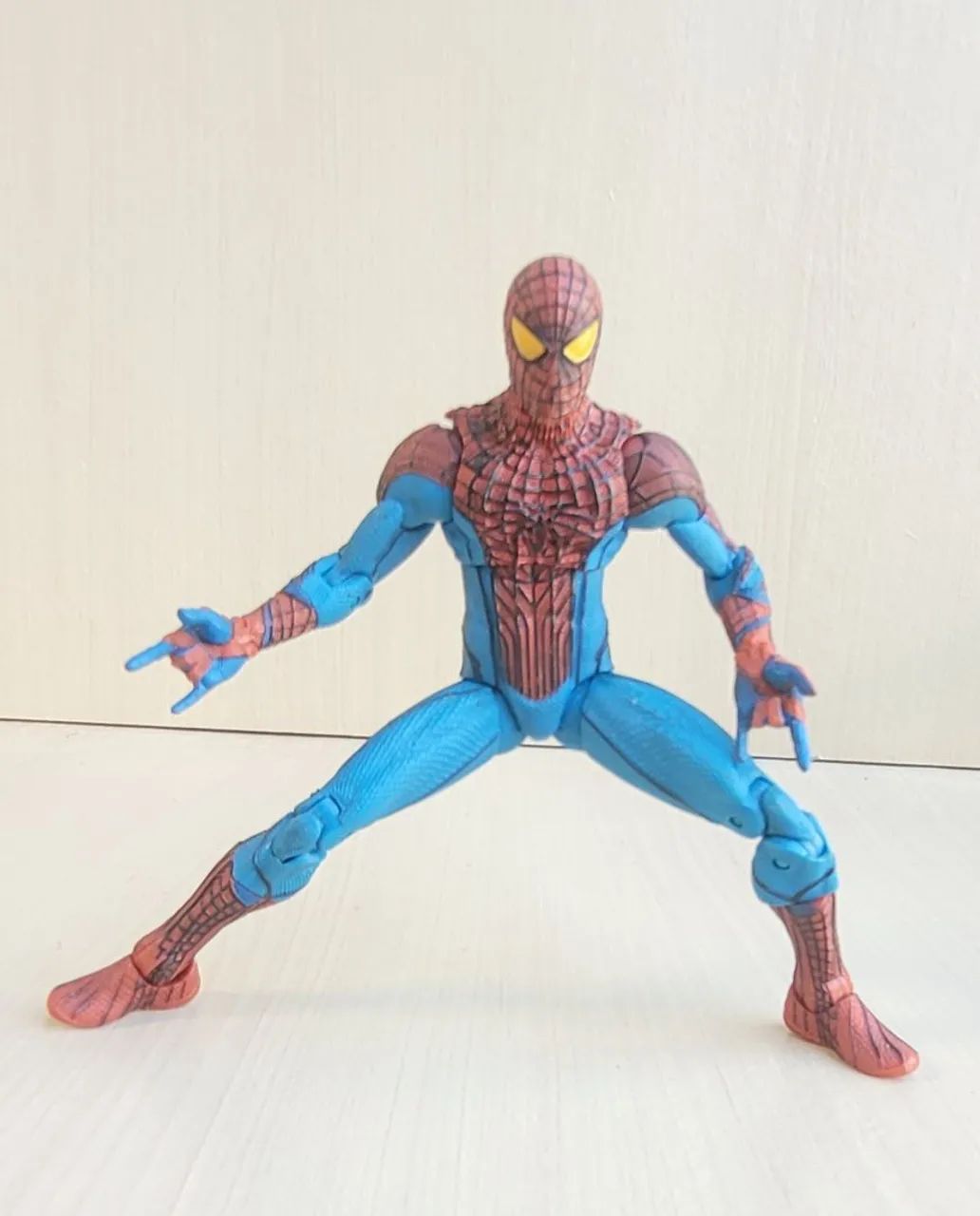 Amazing Spiderman Marvel Diamond Select Toys  - Foto 5