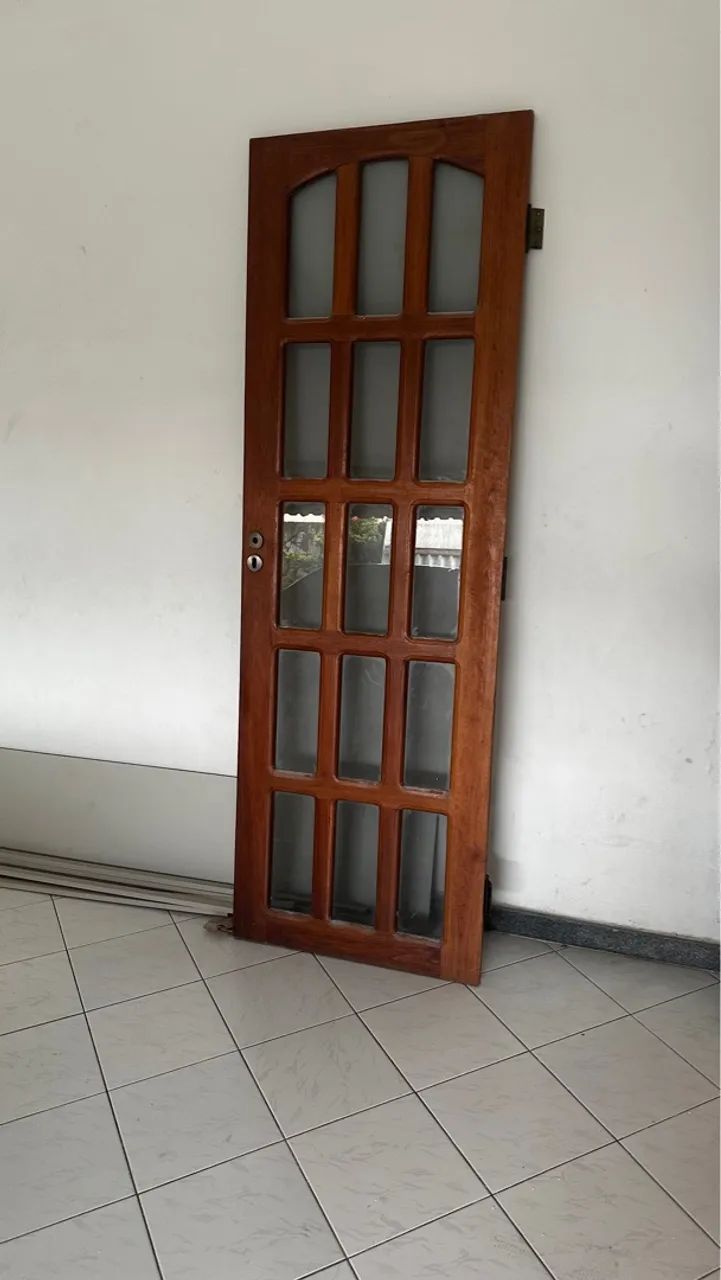 Porta de Cedro  com Vidro 0,70 / 2,10