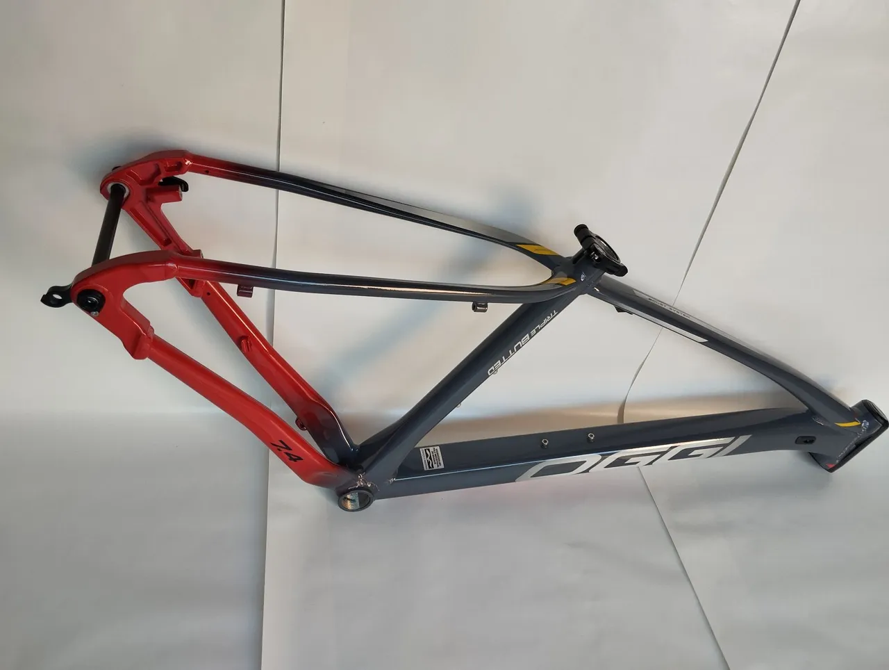 Quadro Oggi 7.4 tamanho M aro 29 mtb