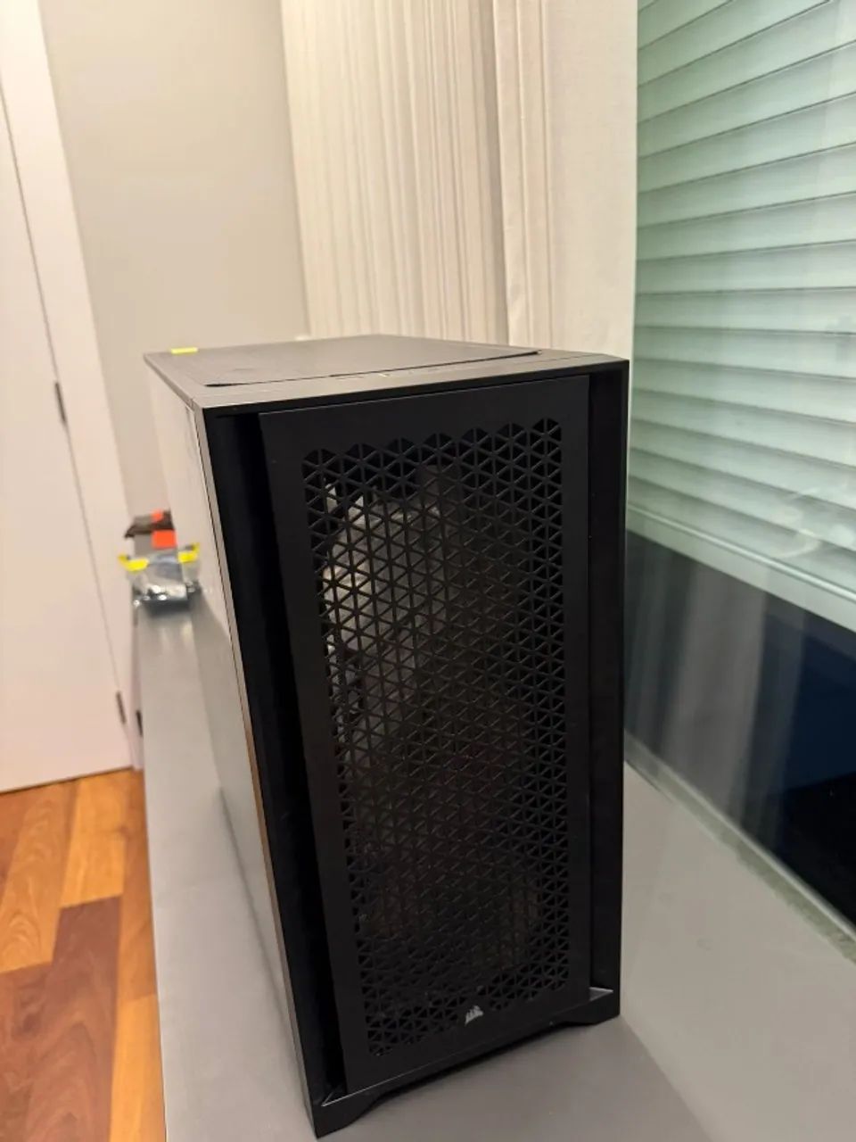 Gabinete Gamer Corsair 4000D Airflow, Mid-Tower - Foto 3